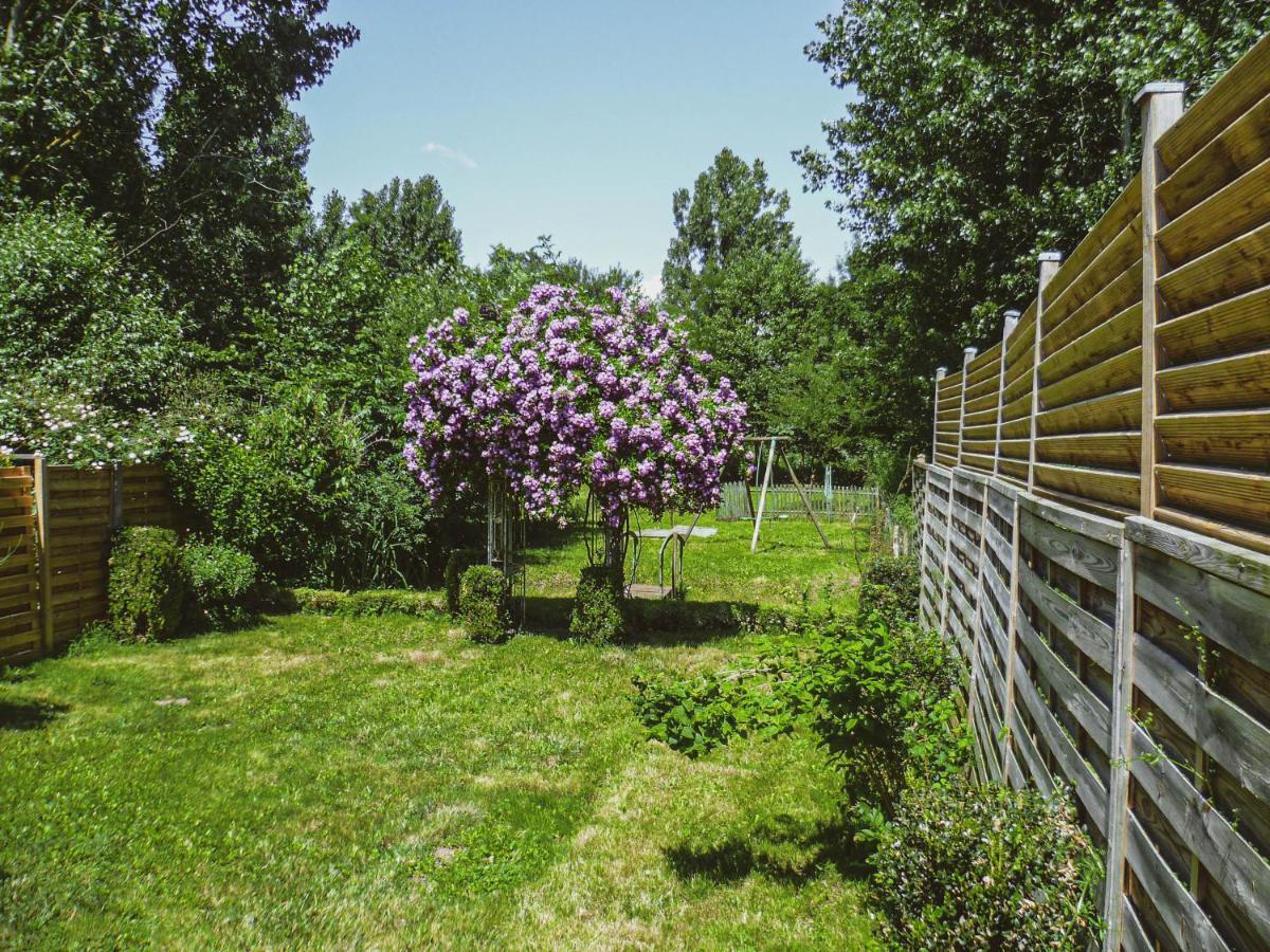LA LAUJÈRE IVIE - Gîte&Piscine privative Saint-Hilaire-du-Bois  Extérieur photo